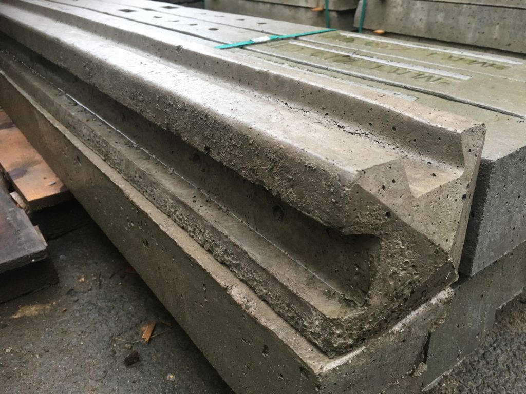 Corner Slotted Concrete Post - Linney Fencinglinney Fencing